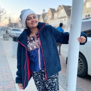 Meet your Posher, Mahalakshmi